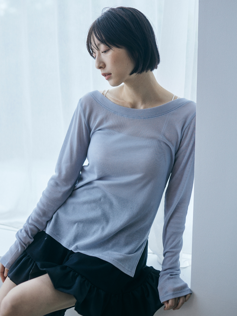 OPEN BACK SHEER LOUNGE TOP