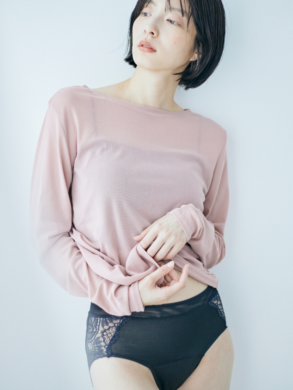 FRAME LACE PERIOD SHORTS