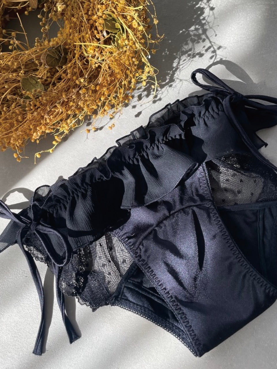 Frill sheer sanitary shorts + BEAUTY ESSENCE SOFTENERスペシャルセット