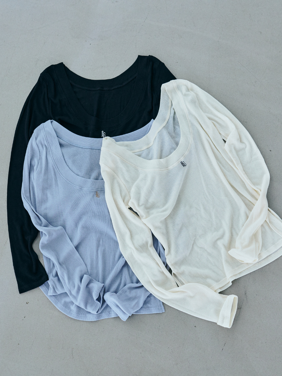 OPEN BACK SHEER LOUNGE TOP