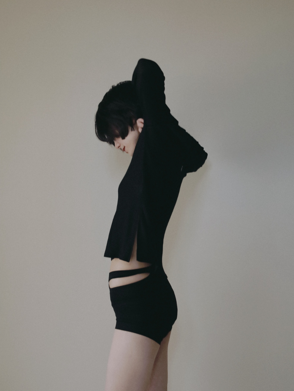 OPEN BACK SHEER LOUNGE TOP