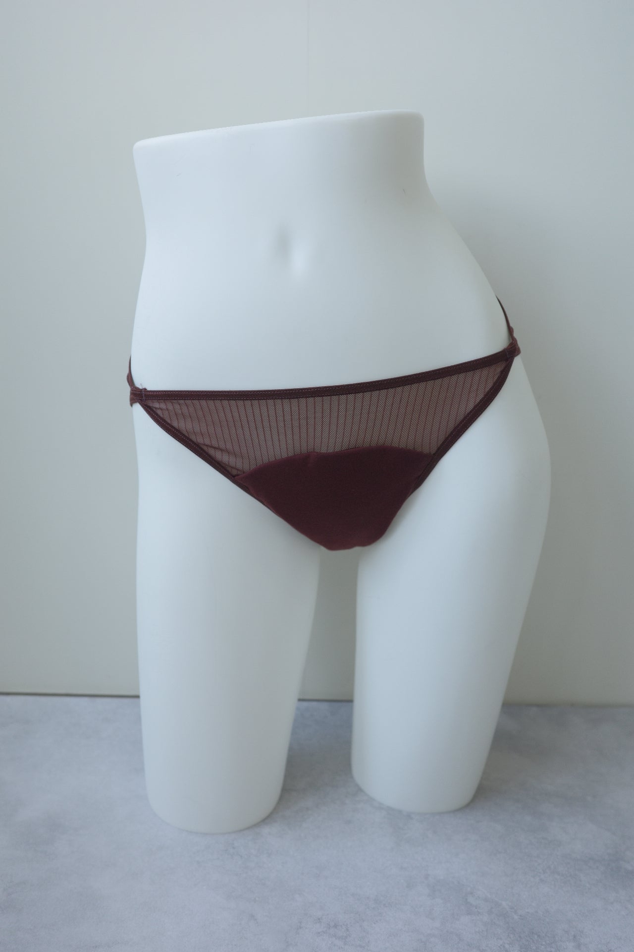 〈2026AW〉SHEER NET STRIPE PERIOD SHORTS LIGHT