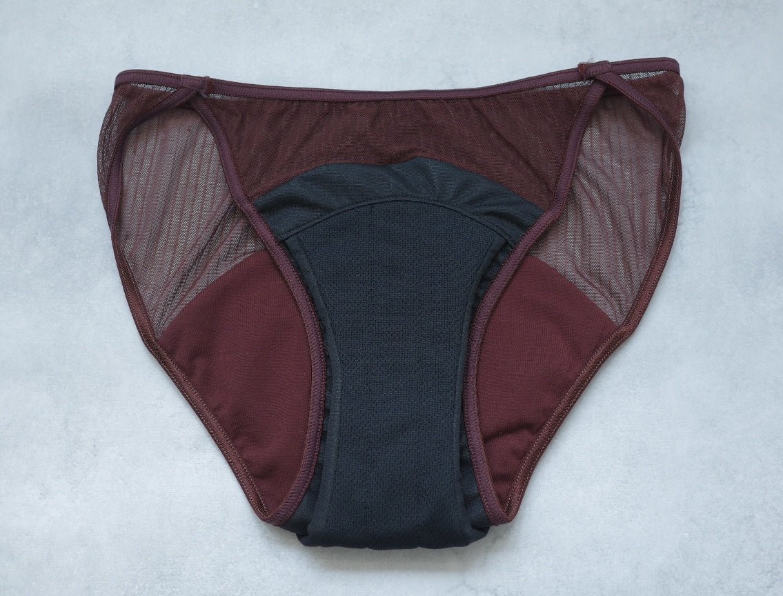 〈2026AW〉SHEER NET STRIPE PERIOD SHORTS LIGHT