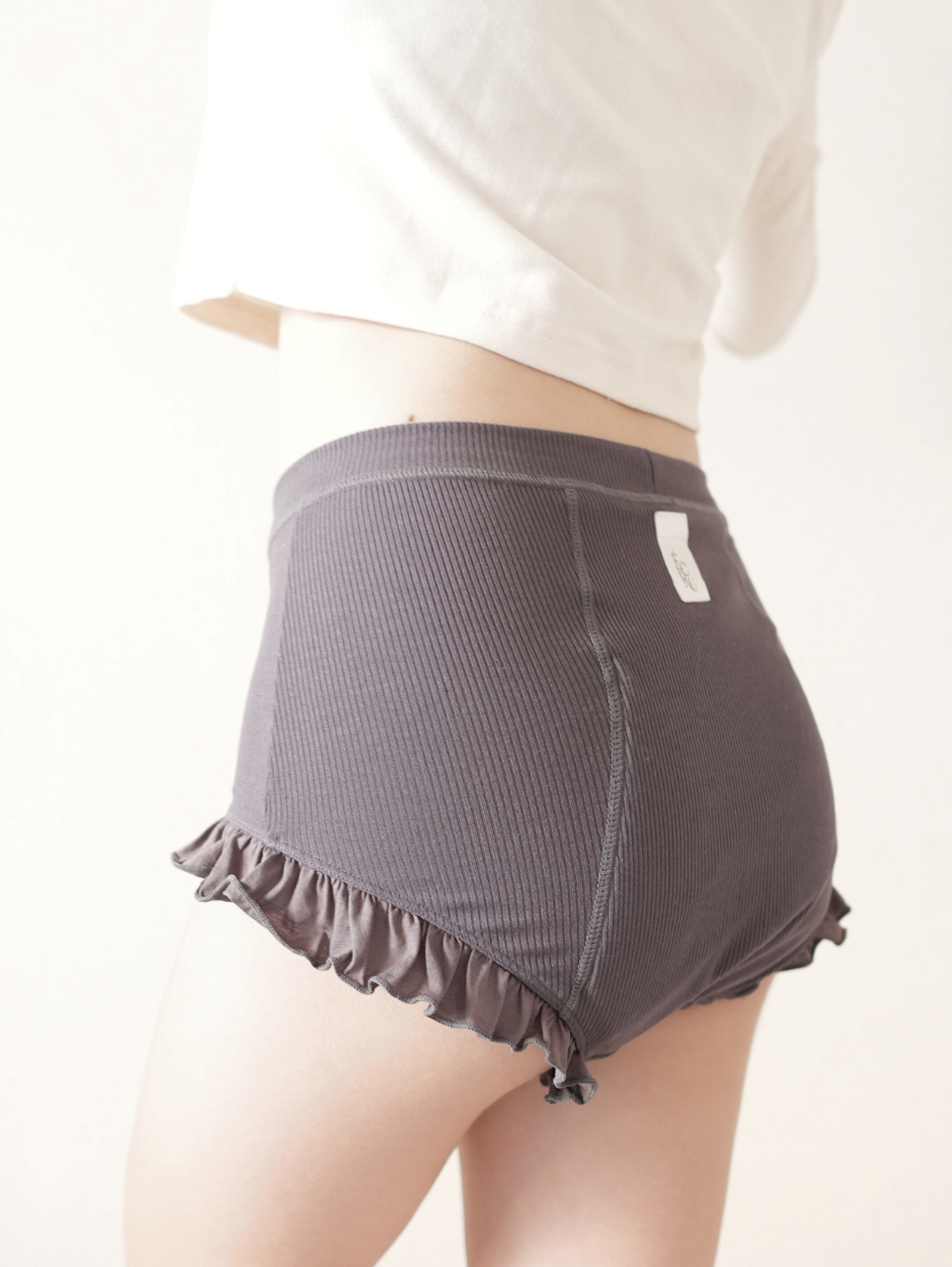 NUANCE WAVE JUNIOR PERIOD SHORTS