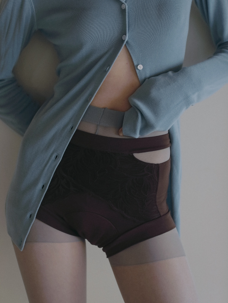 LACE CUTOUT PERIOD SHORTS