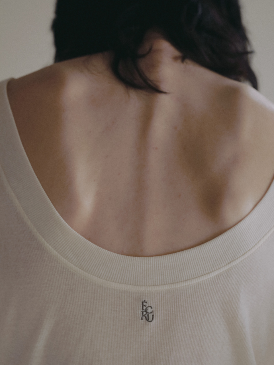 OPEN BACK SHEER LOUNGE TOP
