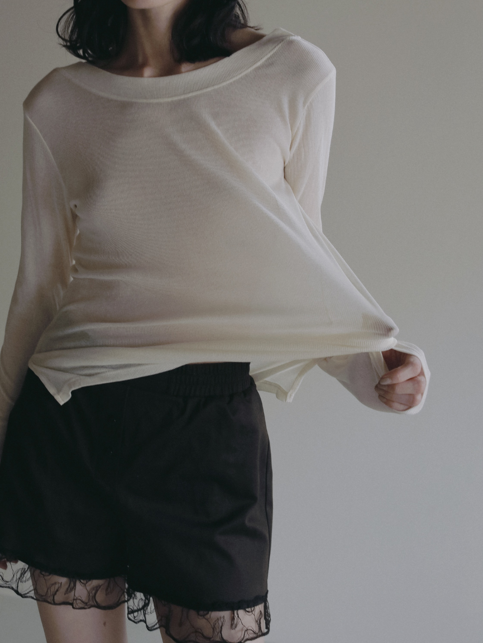 OPEN BACK SHEER LOUNGE TOP