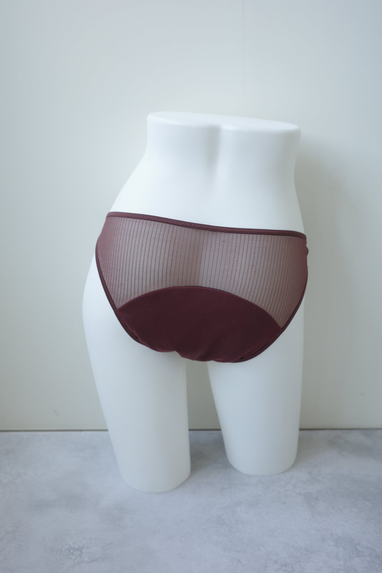 〈2026AW〉SHEER NET STRIPE PERIOD SHORTS LIGHT