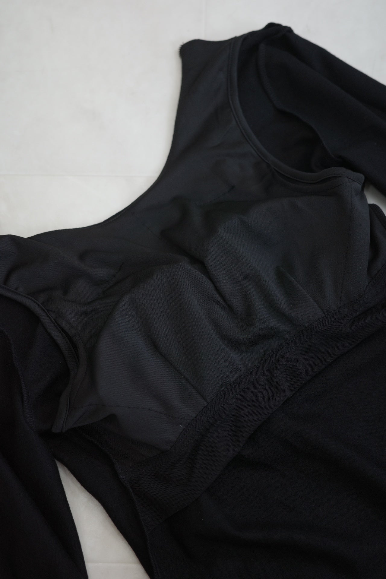 〈PRE ORDER〉BACK OPEN WOOL LOUNGE DRESS